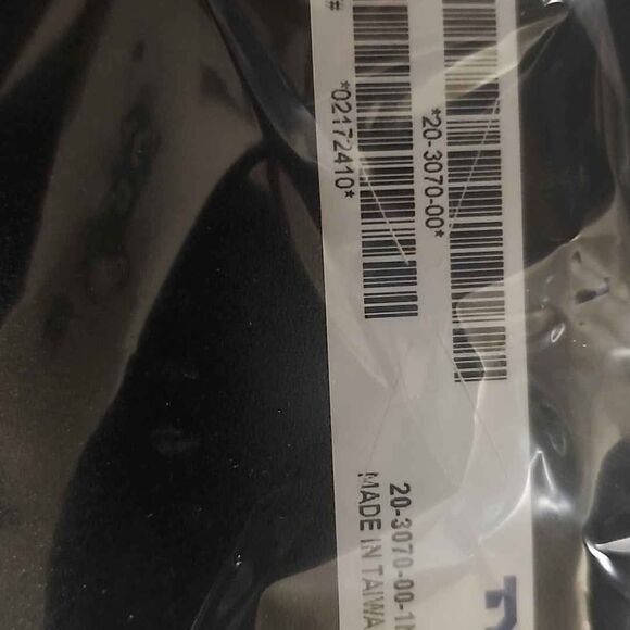 TYC Right Headlight Assembly Compatible with 1993-1998 Jeep Grand Cherokee - Picture 4 of 4